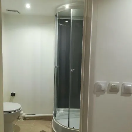 Studio Dependance Maison Апартаменты *