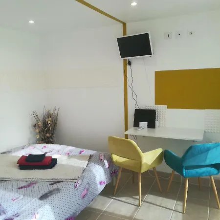 Studio Dependance Maison Апартаменты Венисьё