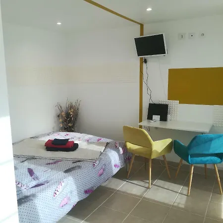 Апартаменты Studio Dependance Maison Венисьё