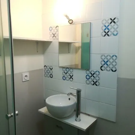 Dependance Maison, 5 Mnt Gare & Tram *